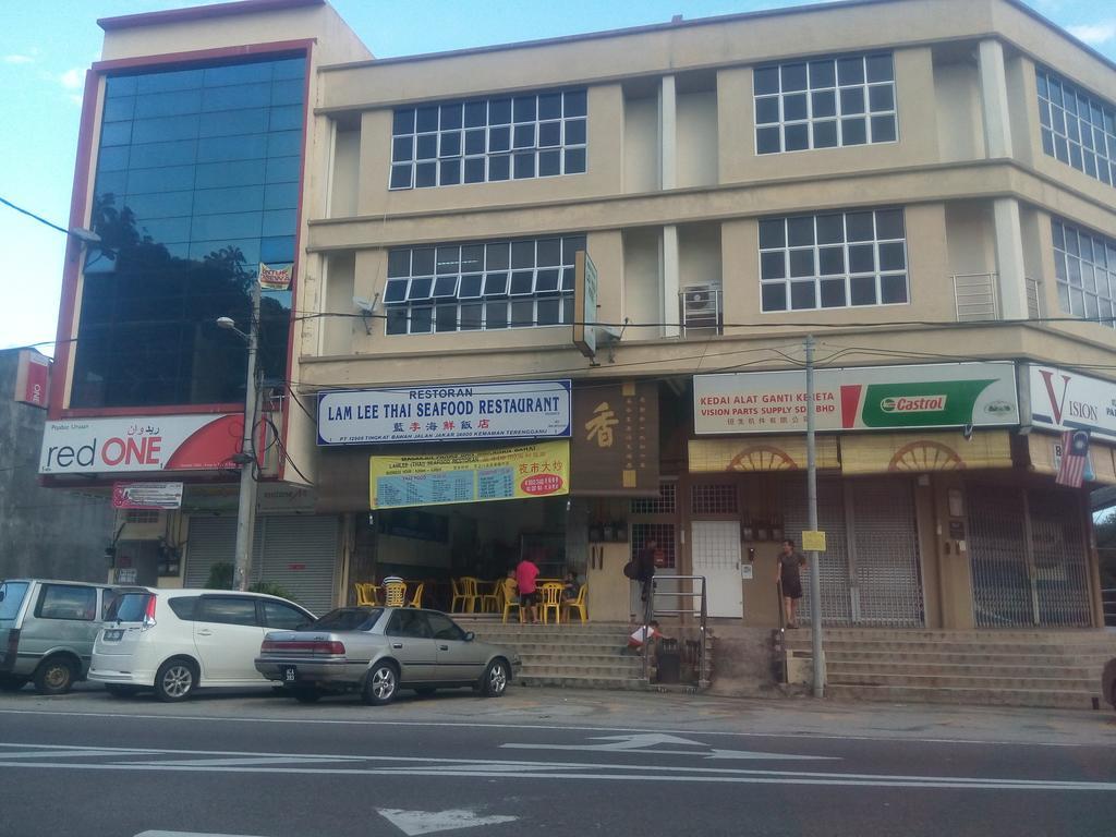 Kemaman Lodge & Cafe Chukai Exterior foto